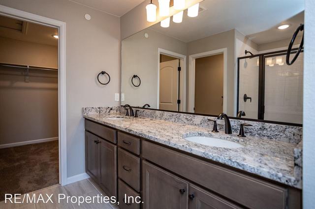 1623 Spring Water Point 12192092