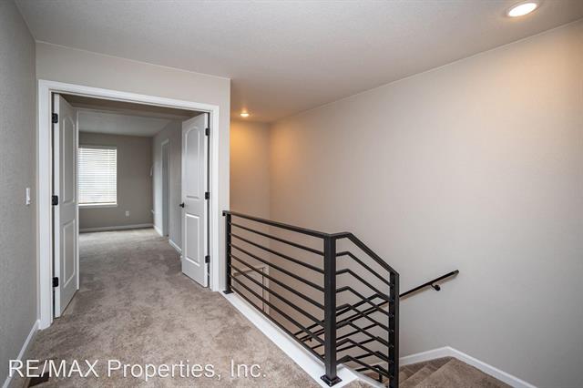 1623 Spring Water Point 12192092