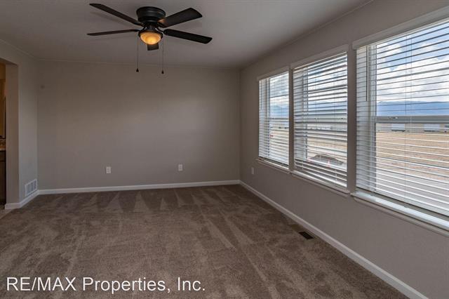 1623 Spring Water Point 12192092