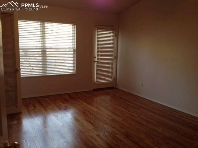 9501 Sycamore Glen Trail