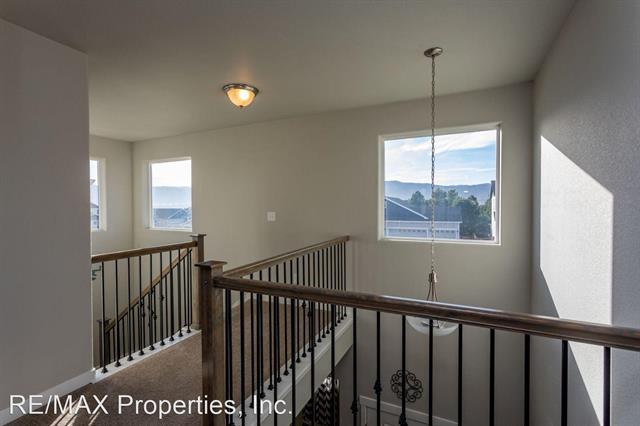 1720 Willow Park Way 9124155