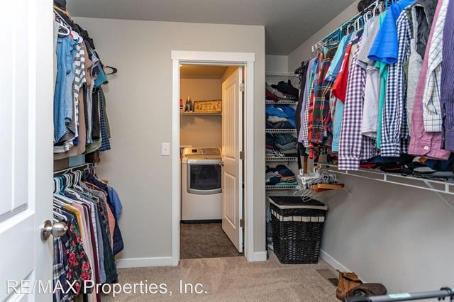 1720 Willow Park Way 9124155