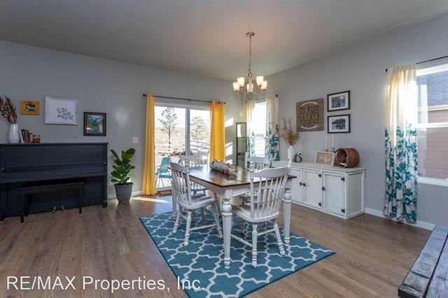 1720 Willow Park Way 9124155