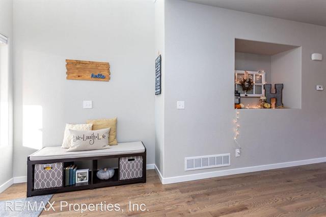 1720 Willow Park Way 9124155