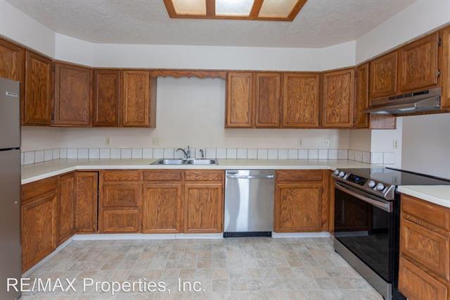 4930 Flying W Ranch Road 9436528