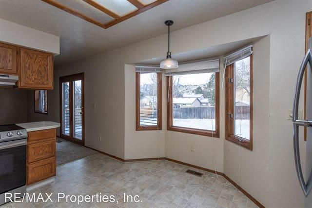 4930 Flying W Ranch Road 9436528