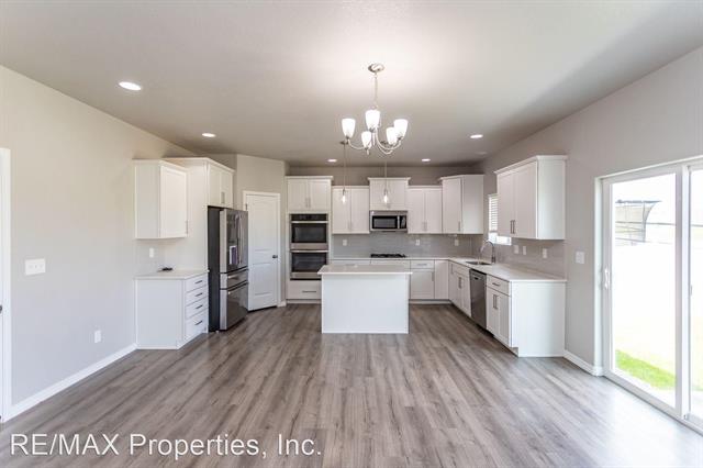 8334 Talc Drive 12276004