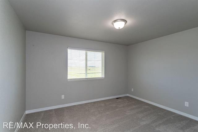 8334 Talc Drive 12276004