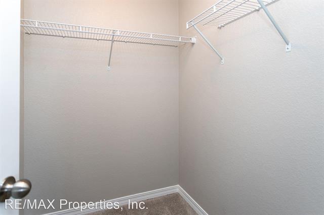 8334 Talc Drive 12276004