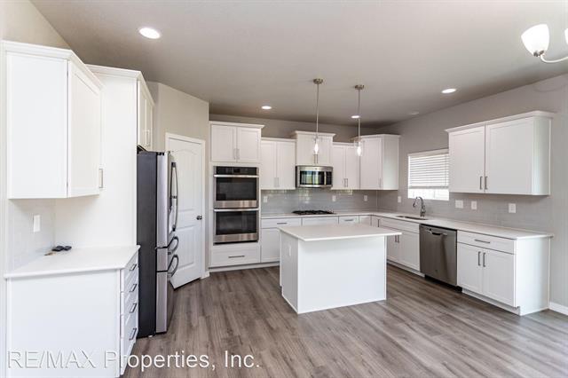 8334 Talc Drive 12276004