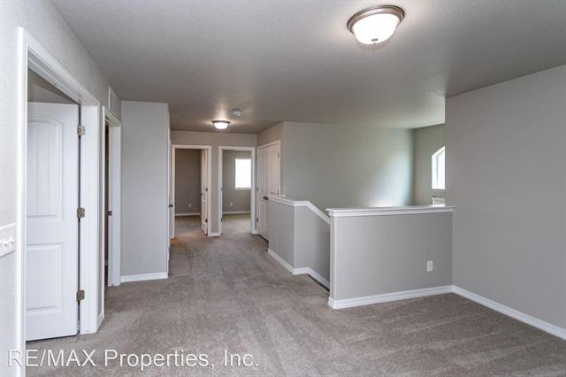 8334 Talc Drive 12276004