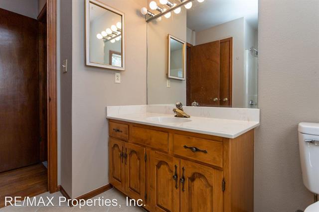 2230 Hill Circle 12284684