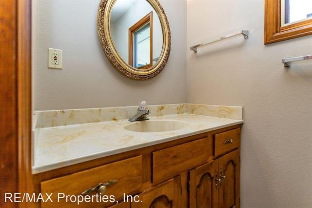 2230 Hill Circle 12284684