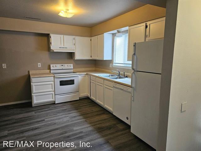 6843 Western Place 6845