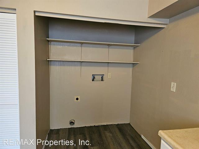 6843 Western Place 6845