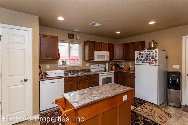 3683 Reindeer Circle 12351402