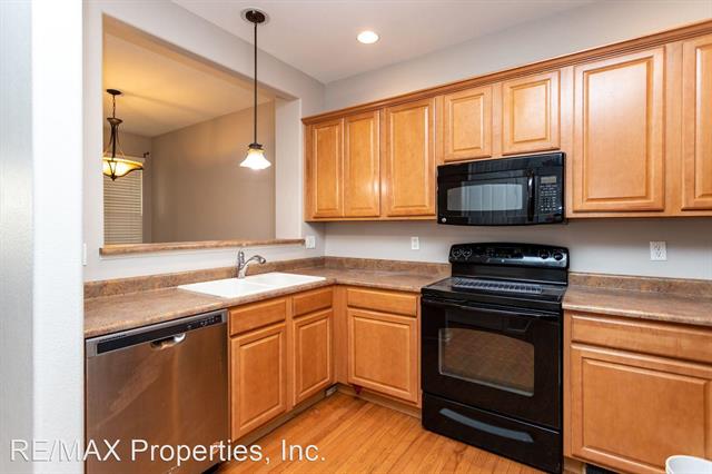 7110 Red Sand Grove 4981865