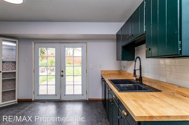 616 Lansing Drive 12361687