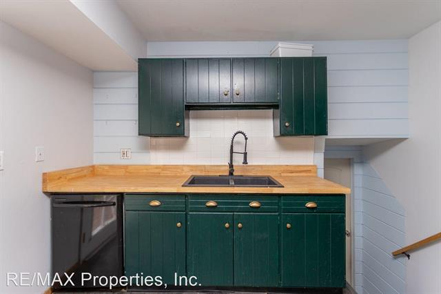 616 Lansing Drive 12361687