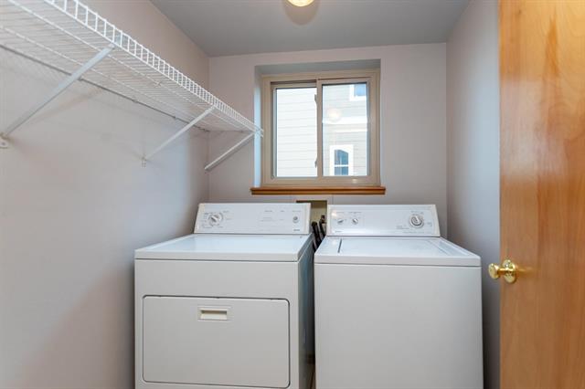 1102 Scarlet Oak Drive