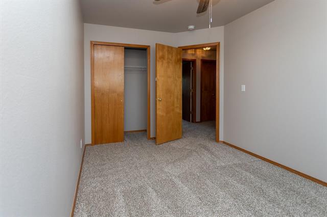 1102 Scarlet Oak Drive