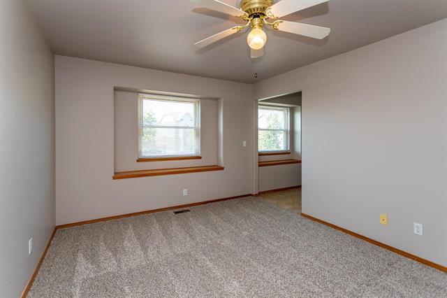 1102 Scarlet Oak Drive