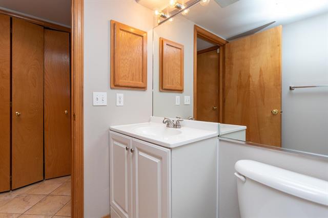 1102 Scarlet Oak Drive