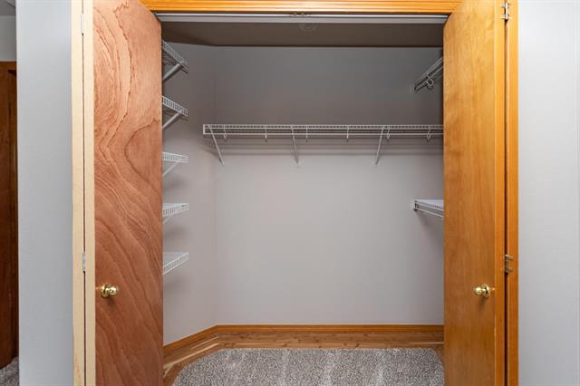 1102 Scarlet Oak Drive