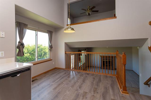 1102 Scarlet Oak Drive