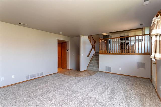 1102 Scarlet Oak Drive