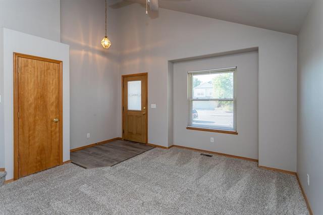 1102 Scarlet Oak Drive