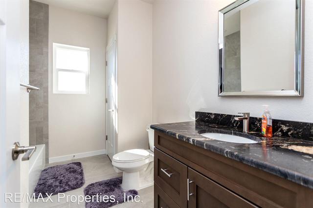 5802 Villa Lorenzo Drive 12460994