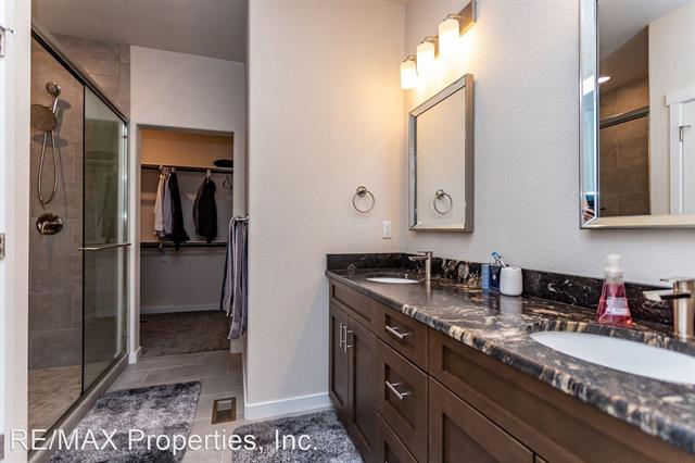 5802 Villa Lorenzo Drive 12460994