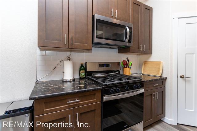 5802 Villa Lorenzo Drive 12460994