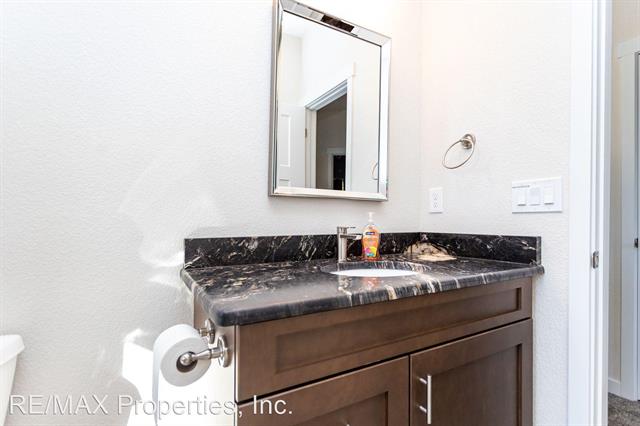 5802 Villa Lorenzo Drive 12460994