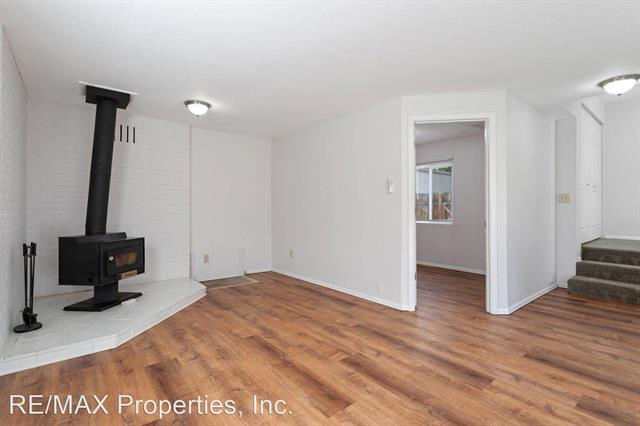 905 Prairie Road 12463350