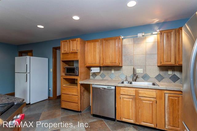 9640 Old Settlers Trail 12536490