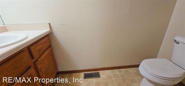 6555 Holt Drive 12586080