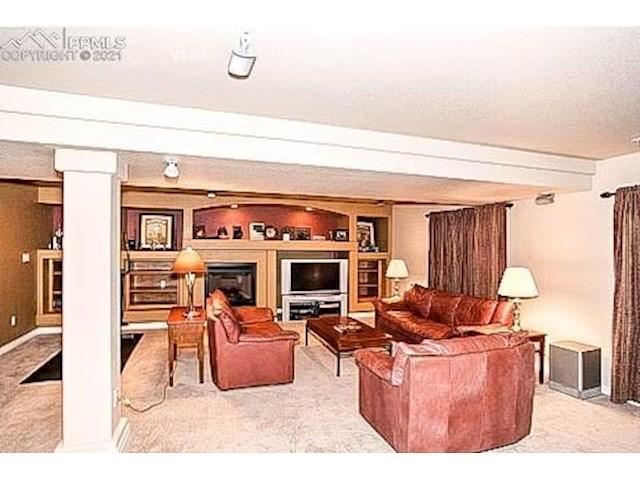 1525 Symphony Heights