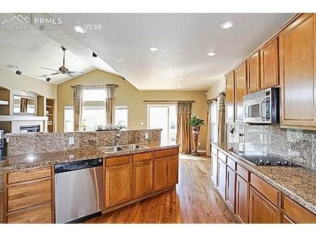 1525 Symphony Heights