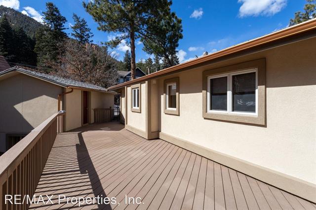 3735 Hill Drive 12777451