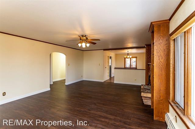 3735 Hill Drive 12777451