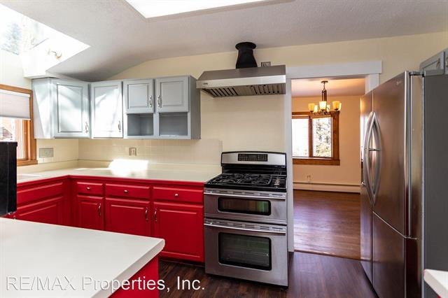 3735 Hill Drive 12777451