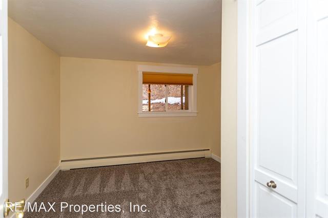 3735 Hill Drive 12777451