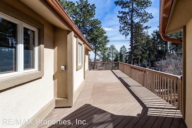 3735 Hill Drive 12777451