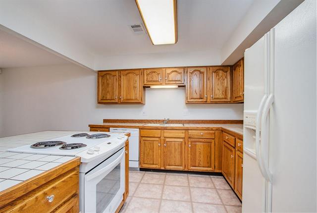 6139 Little Pine Circle