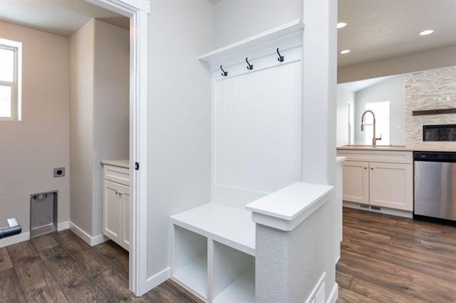 10659 White Kettle Trail