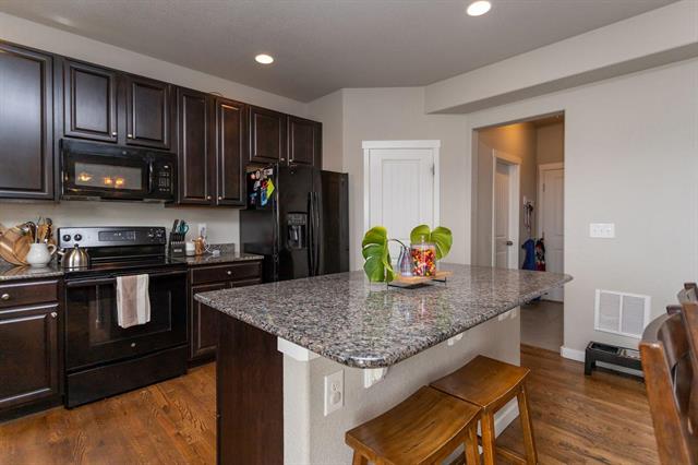 8021 Moorebank Drive