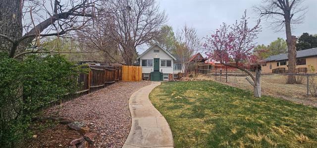 3414 W Pikes Peak Avenue