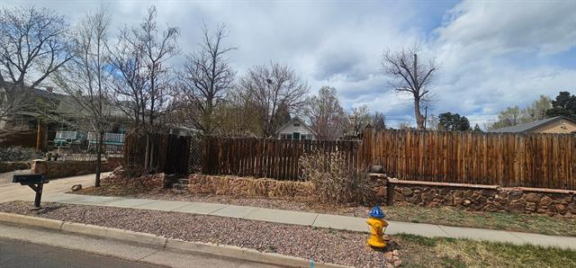 3414 W Pikes Peak Avenue